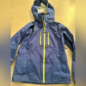 Mammut Men's Size medium Birren 5 dry technology waterproof jacket